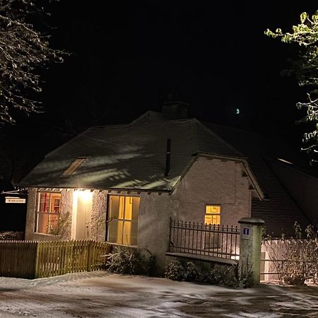 פיטלוצ'רי Cobbler'S Cottage At Kindrochet, Strathtay מראה חיצוני תמונה