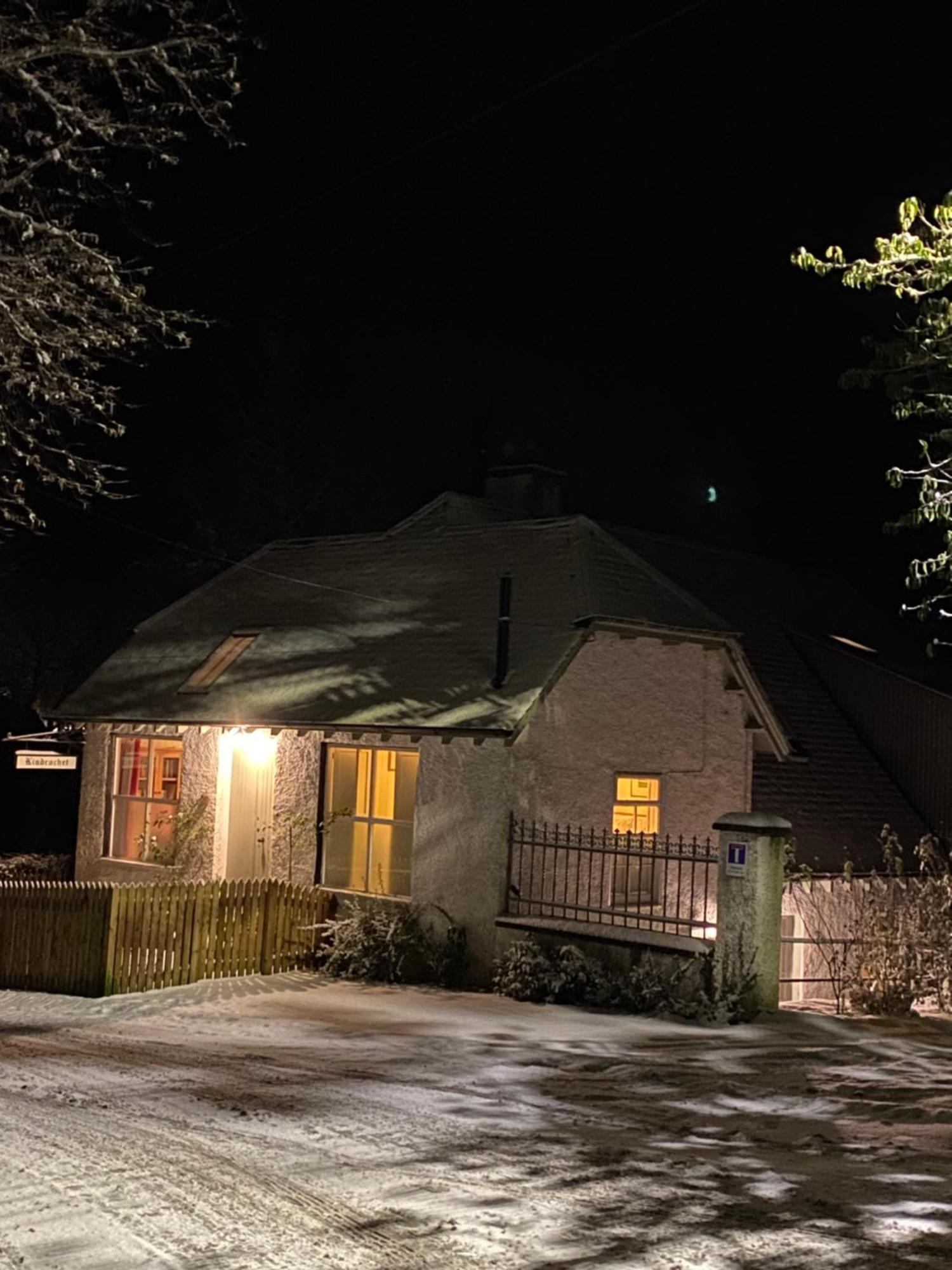 פיטלוצ'רי Cobbler'S Cottage At Kindrochet, Strathtay מראה חיצוני תמונה